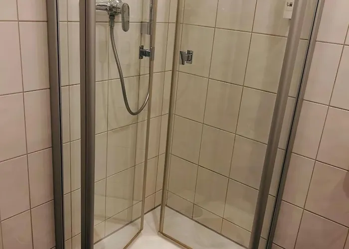 Osthoff 招待所 Wulfrath